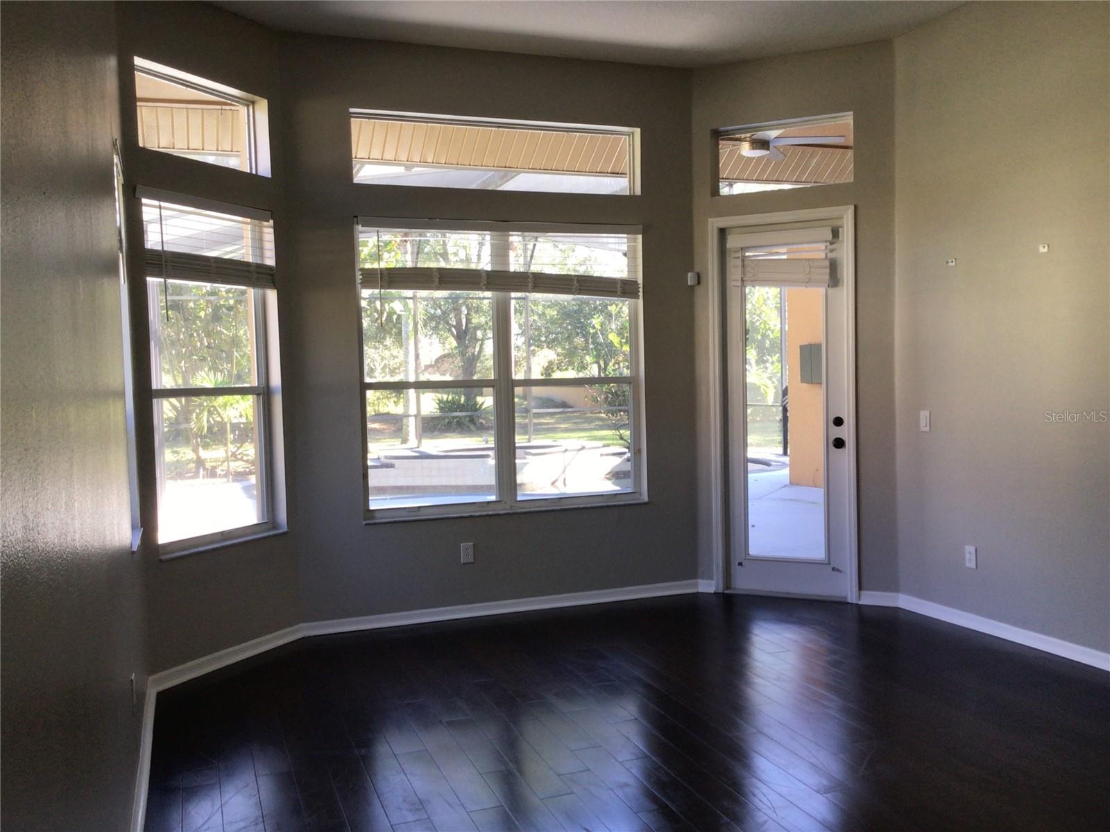 ESTATES AT WINDERMERE - Residential Lease