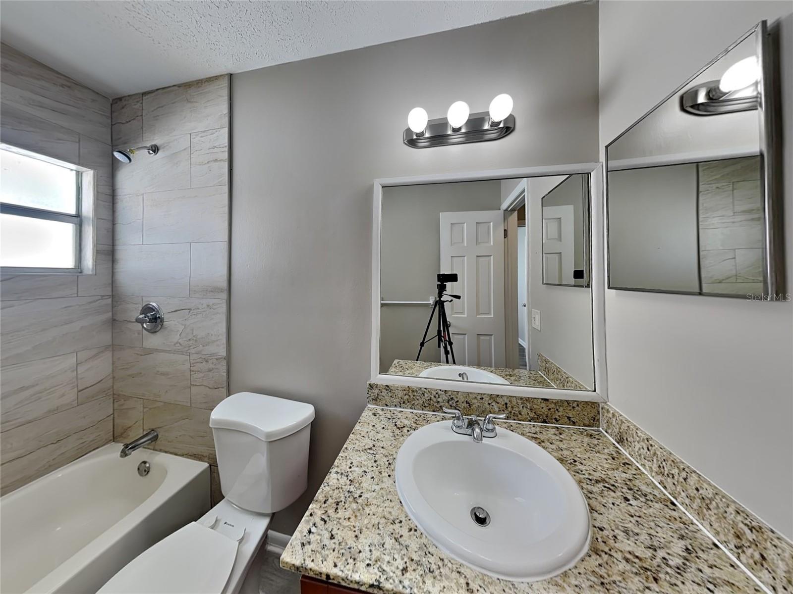 SOUTHWOOD HILLS UNIT 06 - Residential Lease