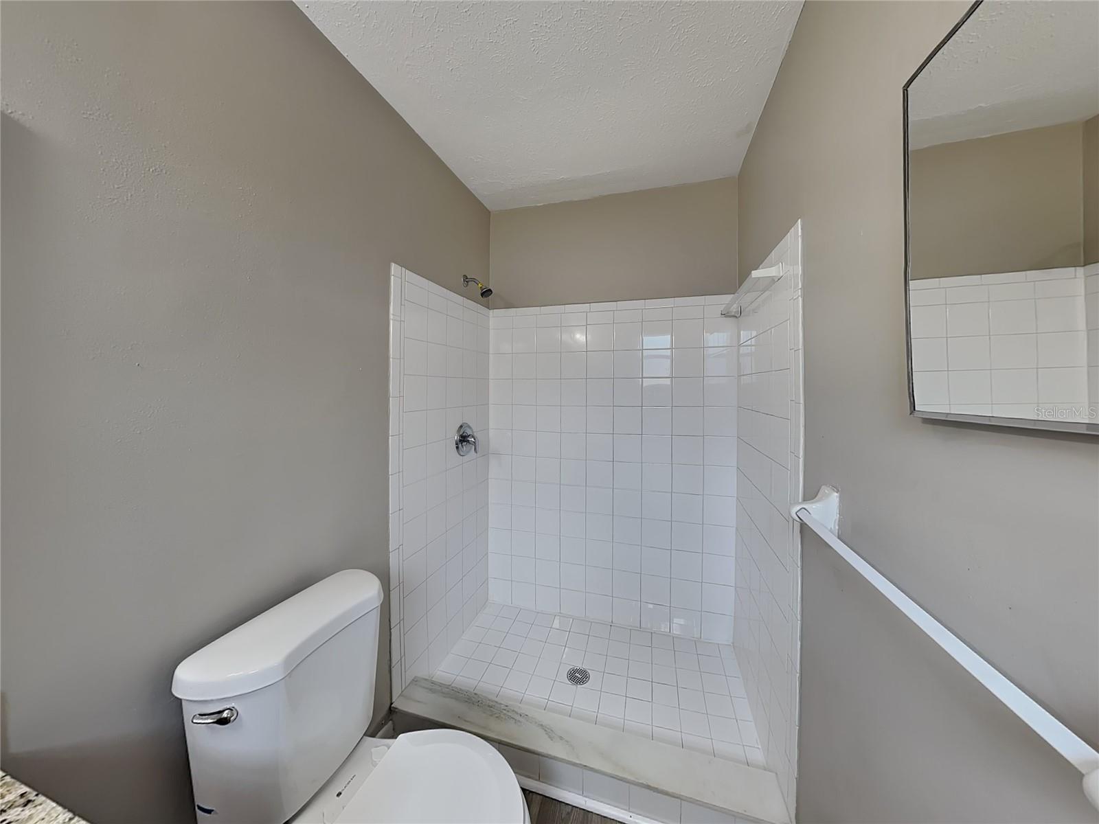 SOUTHWOOD HILLS UNIT 06 - Residential Lease