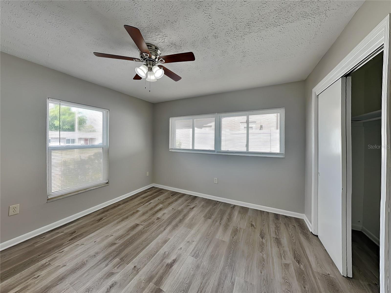 SOUTHWOOD HILLS UNIT 06 - Residential Lease