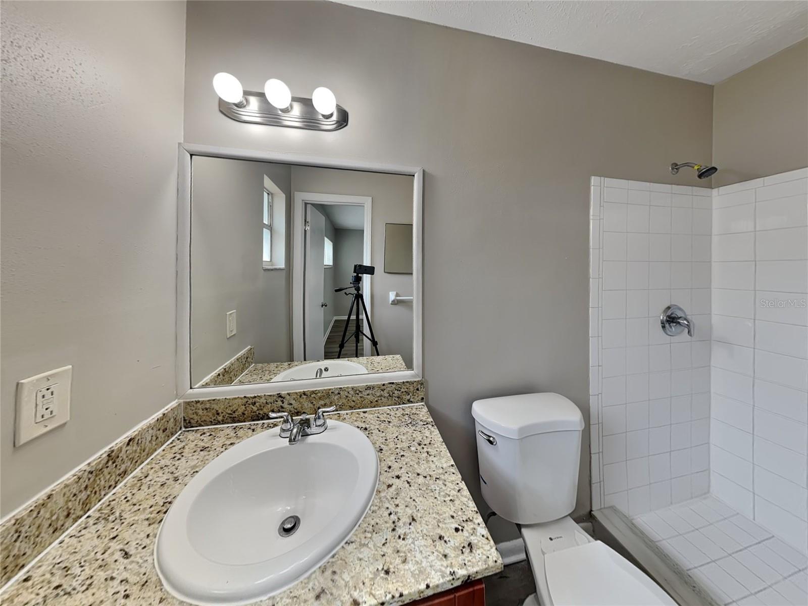 SOUTHWOOD HILLS UNIT 06 - Residential Lease