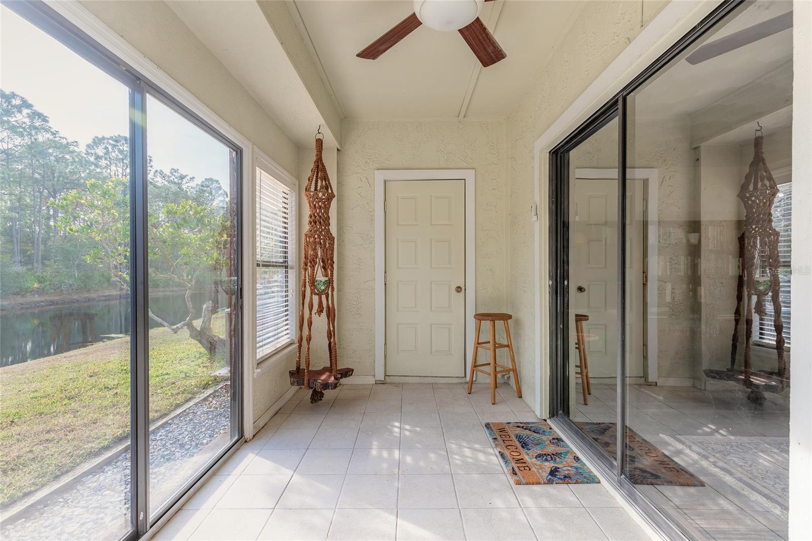 LAKES PINE RUN CONDO PH 01 02 - Residential