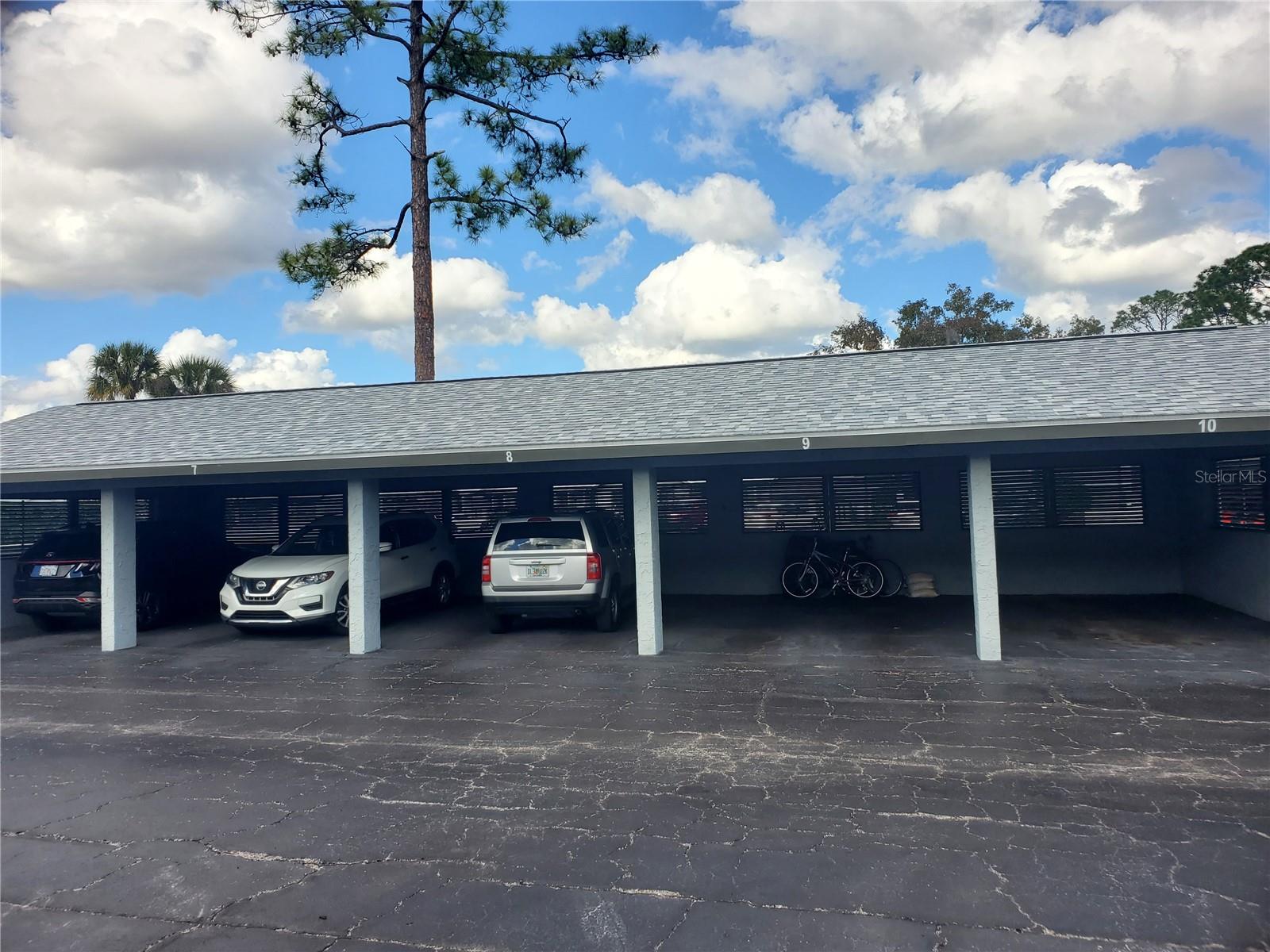 LAKES PINE RUN CONDO PH 01 02 - Residential