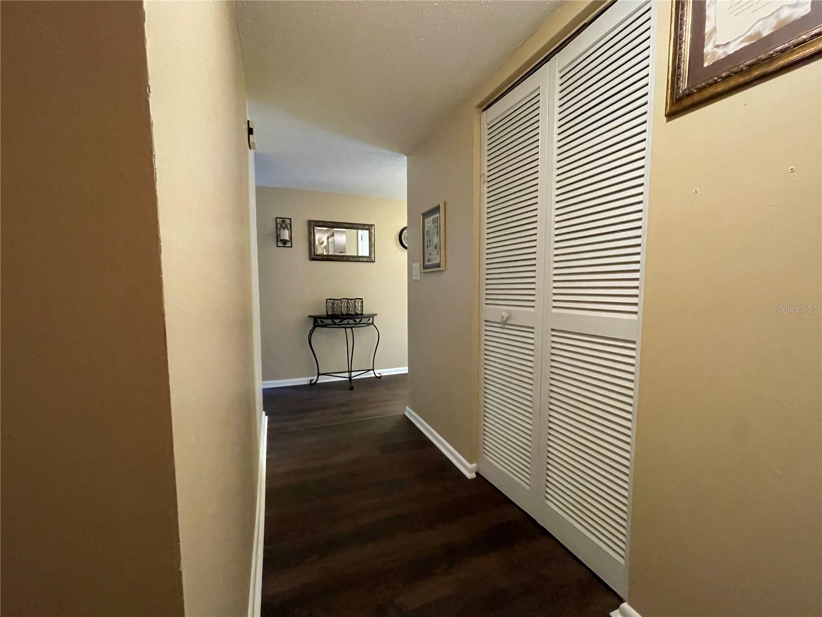 TWIN LAKES VILLAGE WEST CONDO - Residential