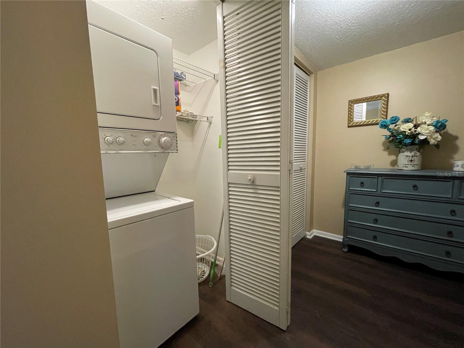 TWIN LAKES VILLAGE WEST CONDO - Residential