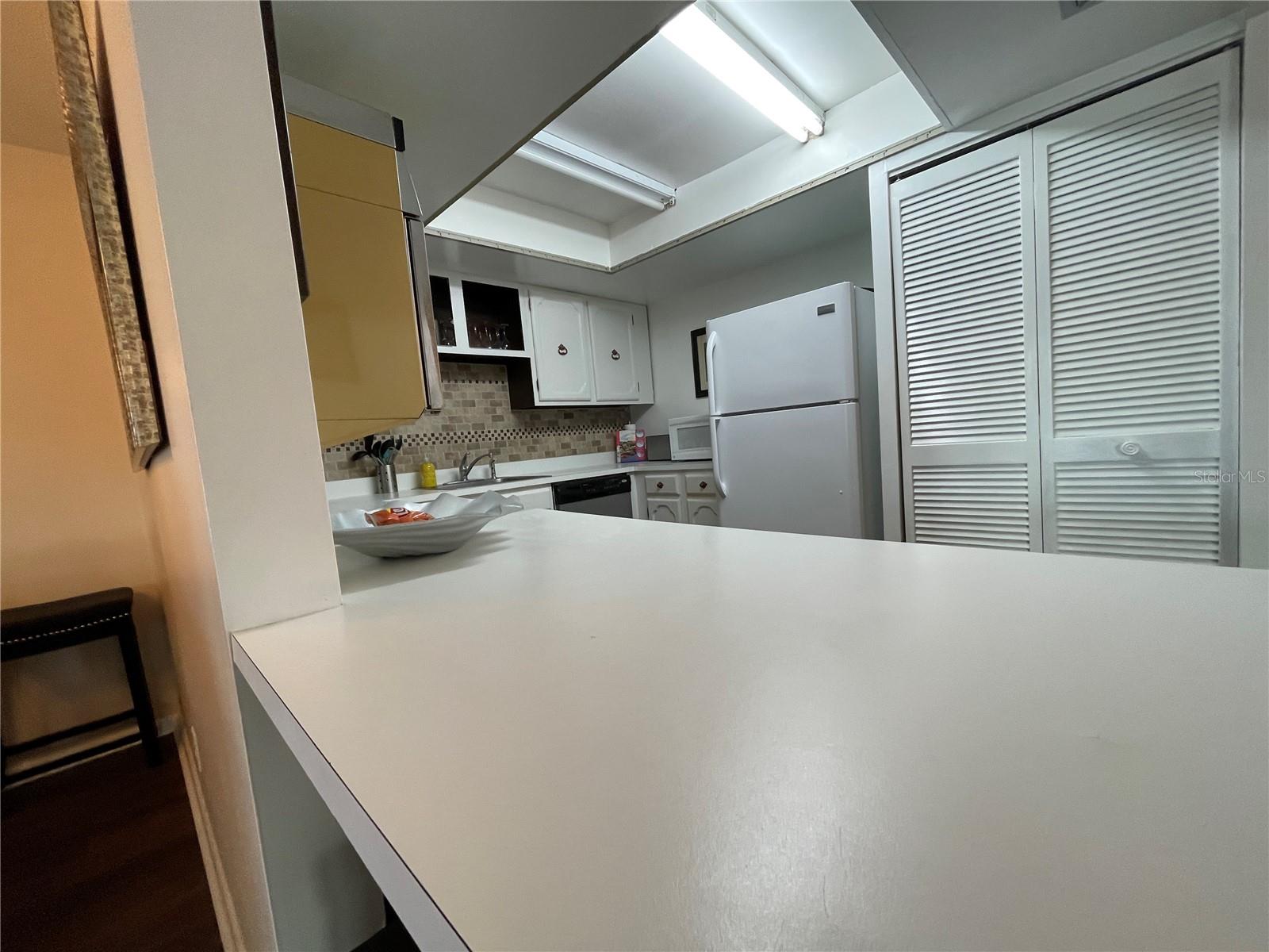 TWIN LAKES VILLAGE WEST CONDO - Residential