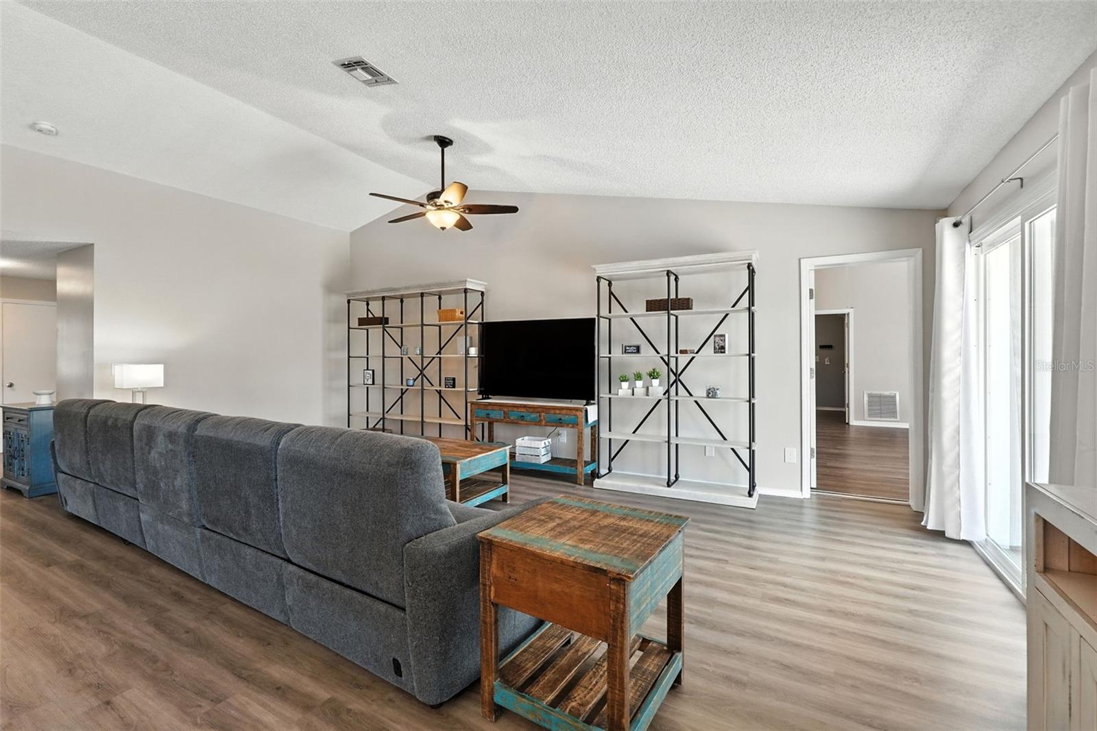 MONTVERDE LAKE FLORENCE SHORES - Residential