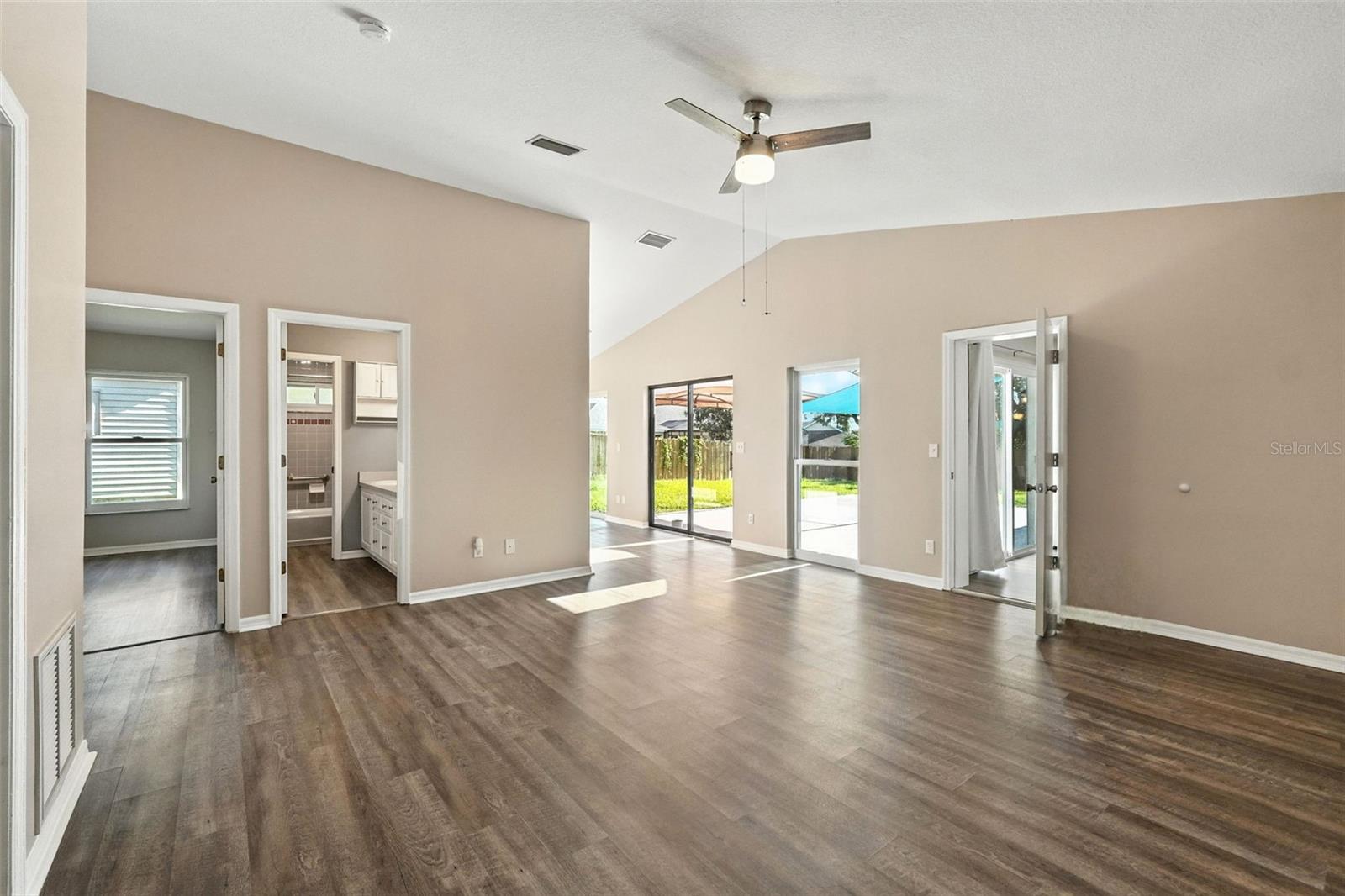 MONTVERDE LAKE FLORENCE SHORES - Residential