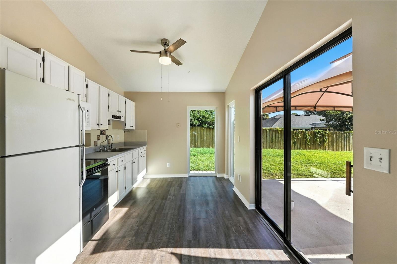 MONTVERDE LAKE FLORENCE SHORES - Residential