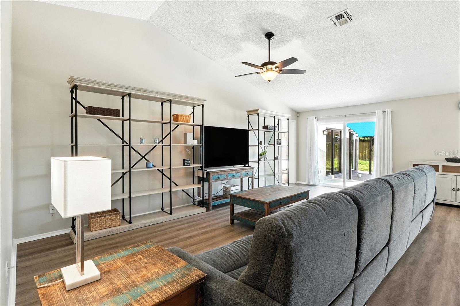 MONTVERDE LAKE FLORENCE SHORES - Residential