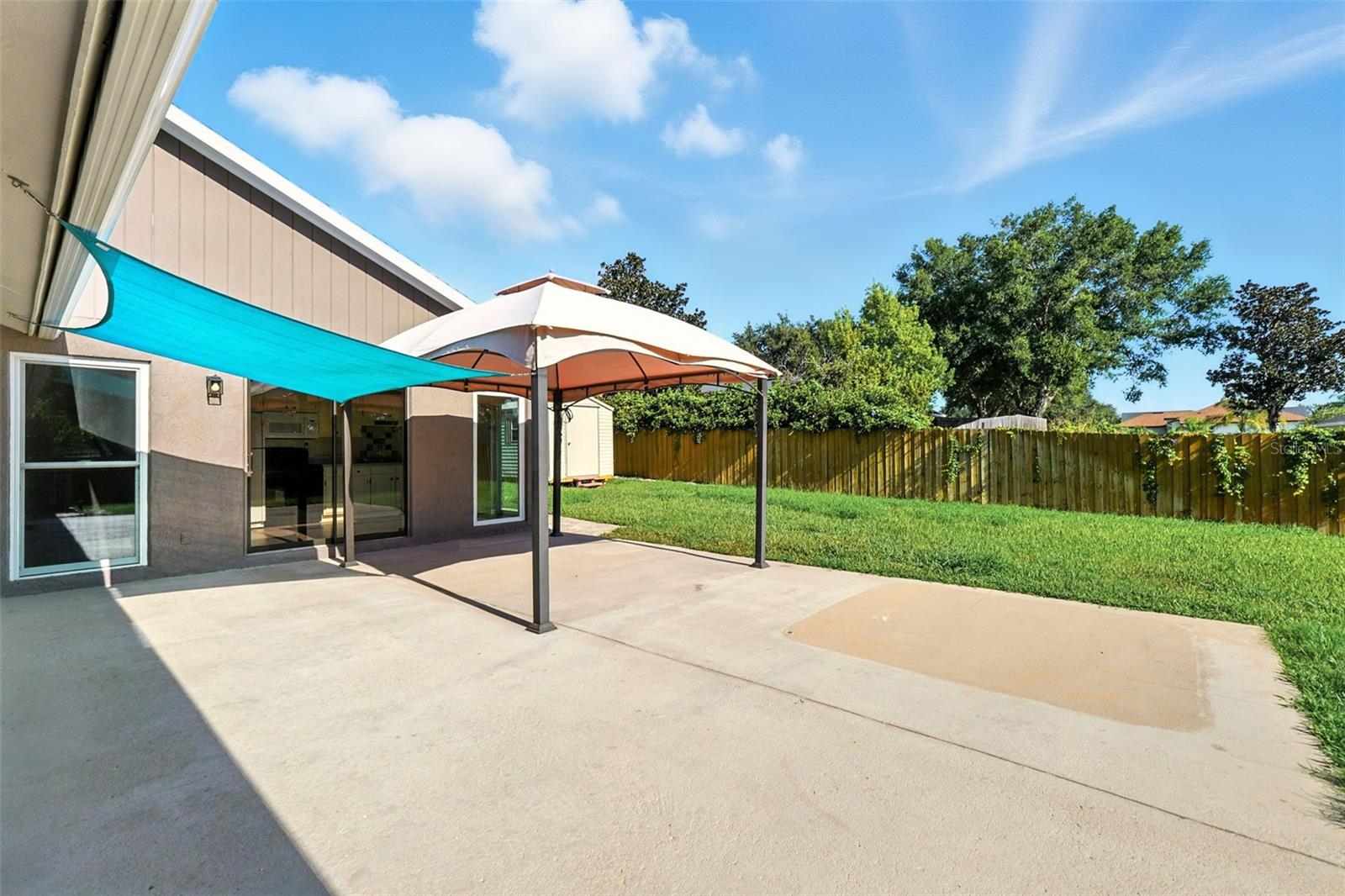 MONTVERDE LAKE FLORENCE SHORES - Residential