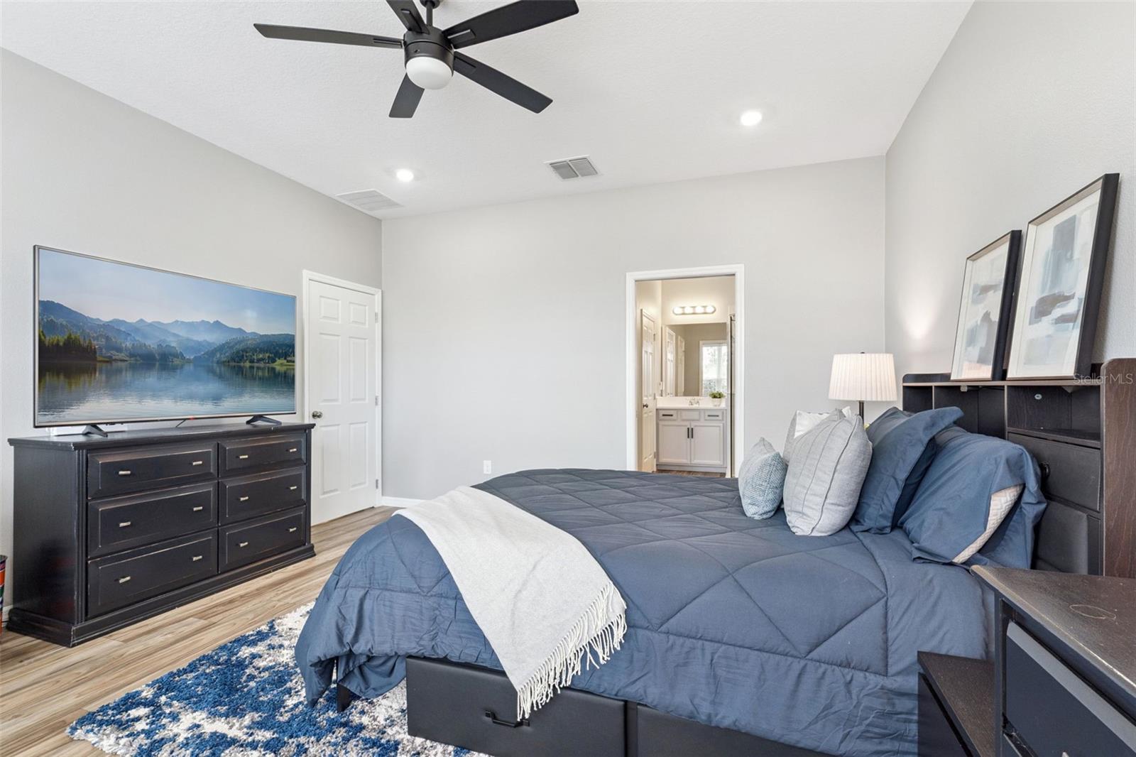 MEADOWS AT HAWKS CREST - Residential