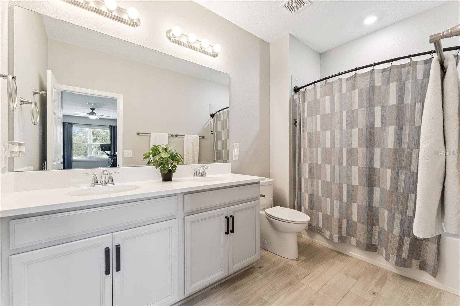 MEADOWS AT HAWKS CREST - Residential