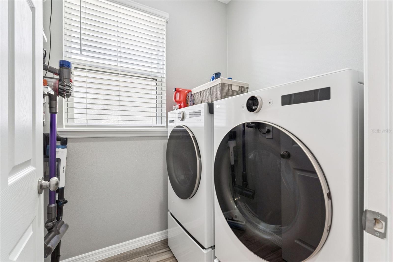 MEADOWS AT HAWKS CREST - Residential