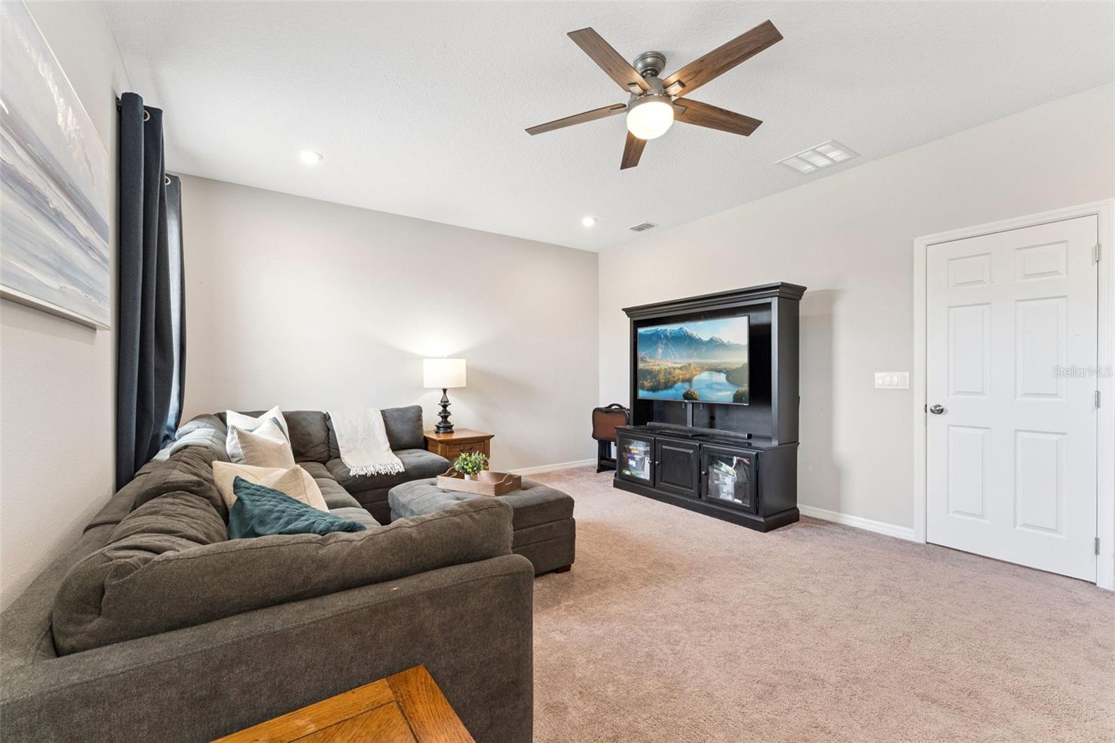 MEADOWS AT HAWKS CREST - Residential