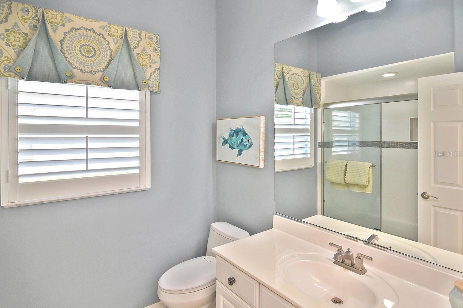 PELICAN POINTE GOLF & COUNTRY CLUB - Residential