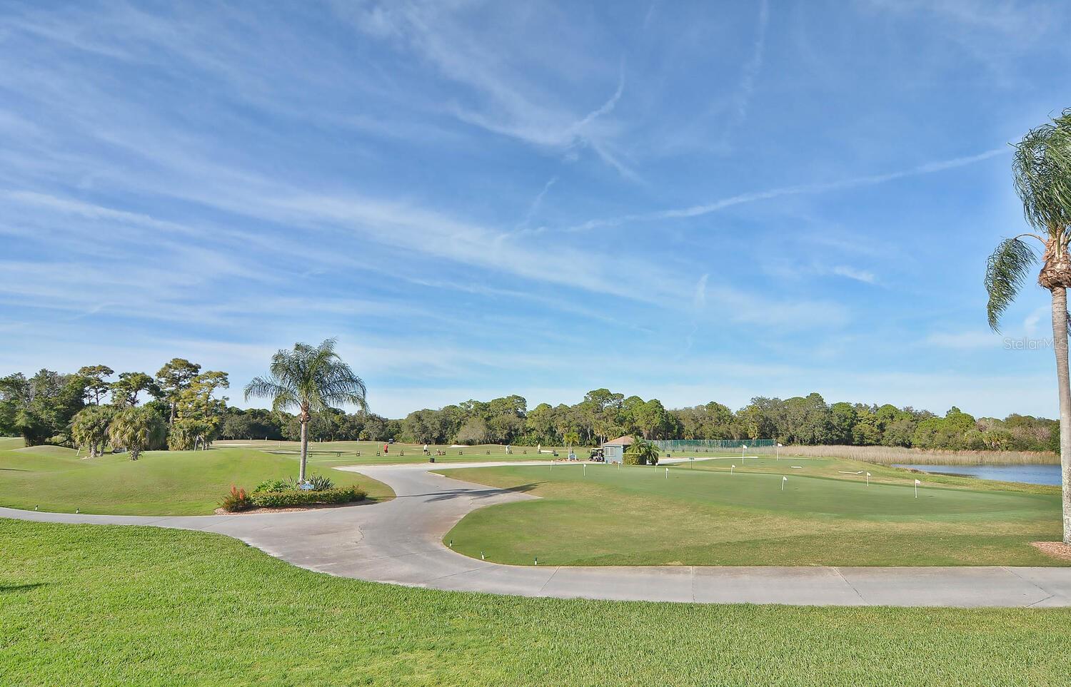 PELICAN POINTE GOLF & COUNTRY CLUB - Residential