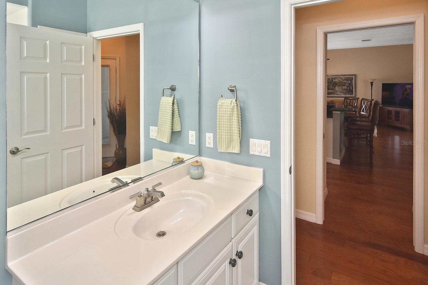 PELICAN POINTE GOLF & COUNTRY CLUB - Residential