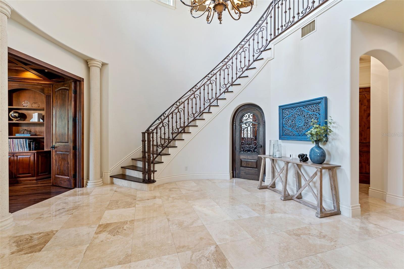 TAMPA PALMS 4A UNIT 1 1ST ADD - Residential