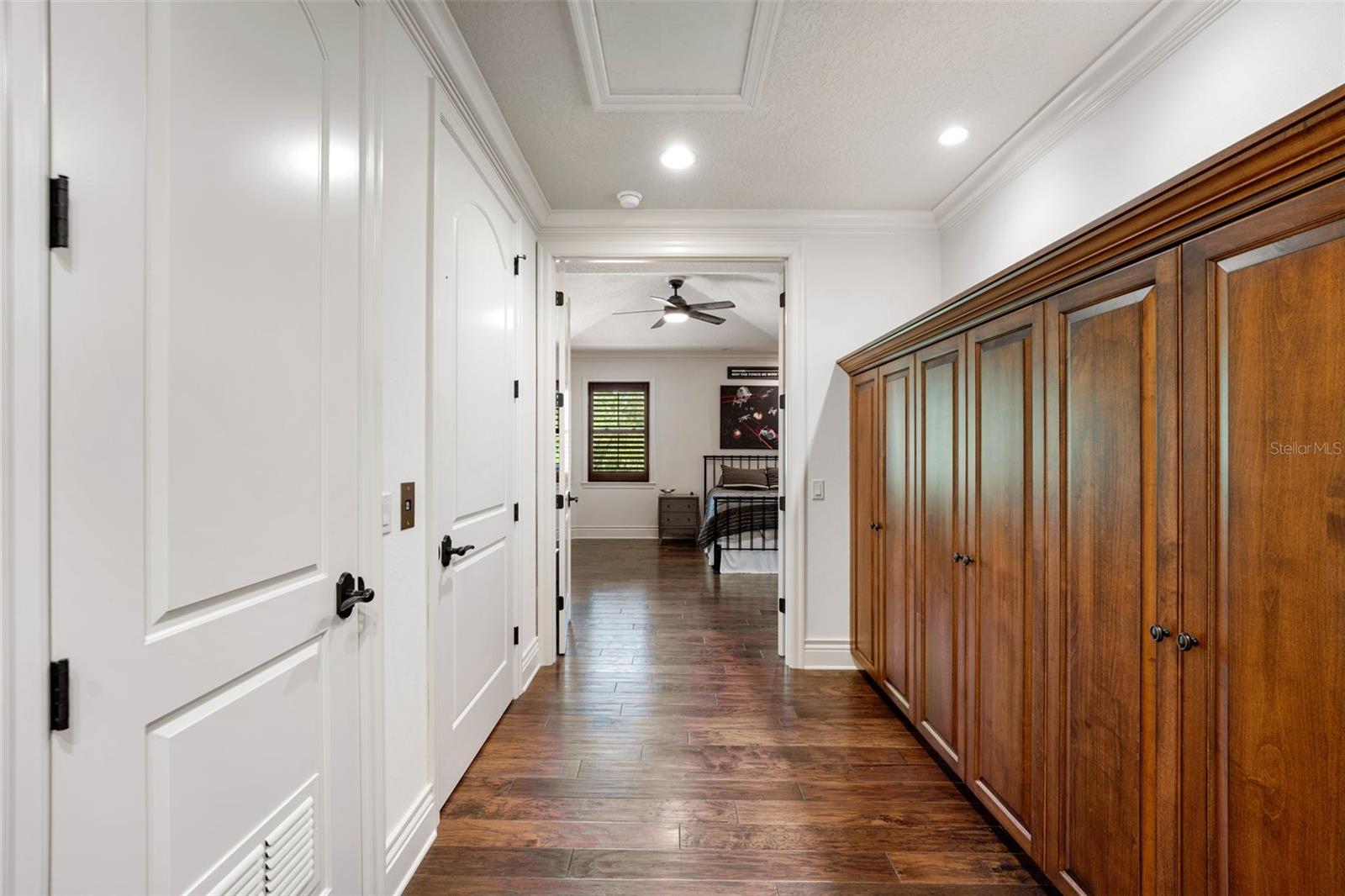 TAMPA PALMS 4A UNIT 1 1ST ADD - Residential