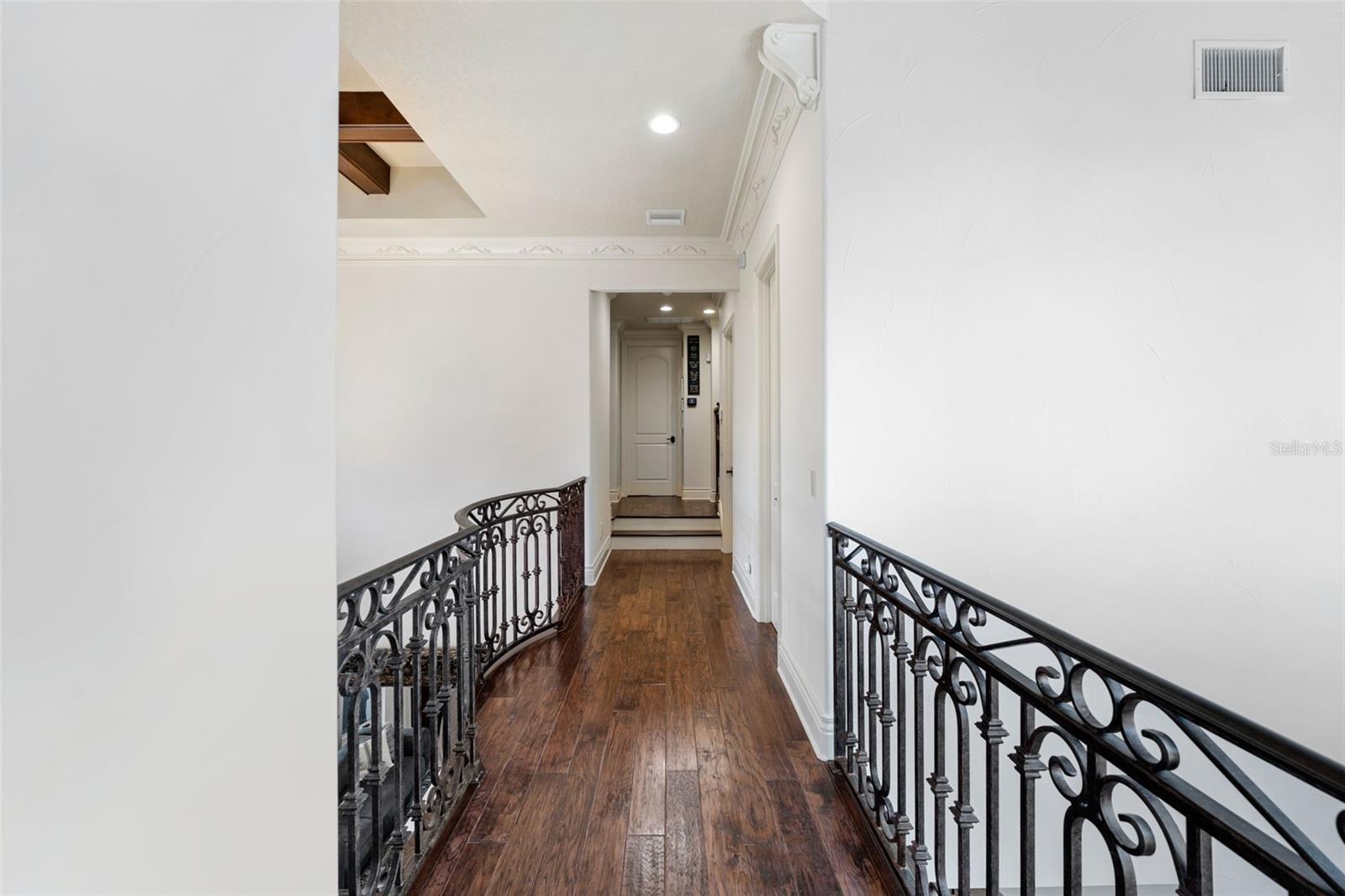 TAMPA PALMS 4A UNIT 1 1ST ADD - Residential