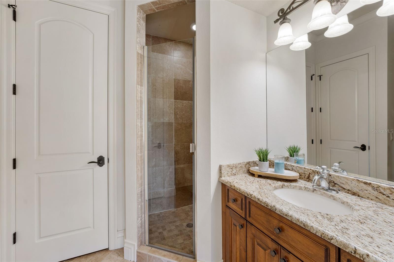 TAMPA PALMS 4A UNIT 1 1ST ADD - Residential