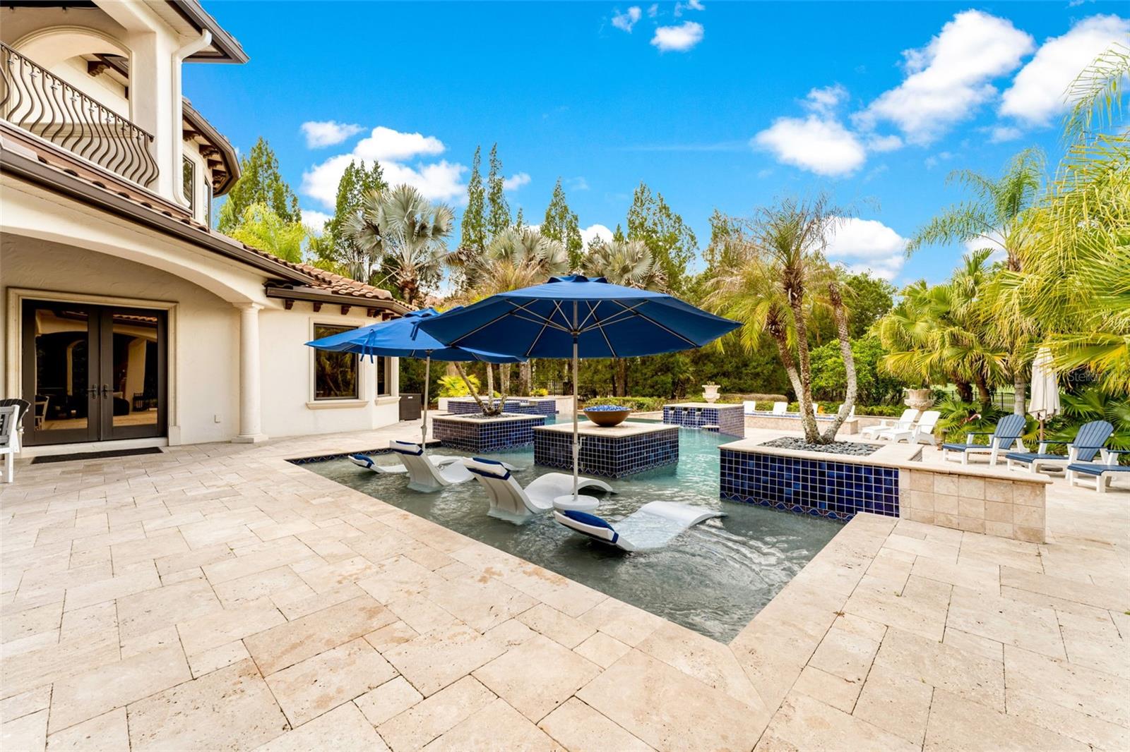 TAMPA PALMS 4A UNIT 1 1ST ADD - Residential