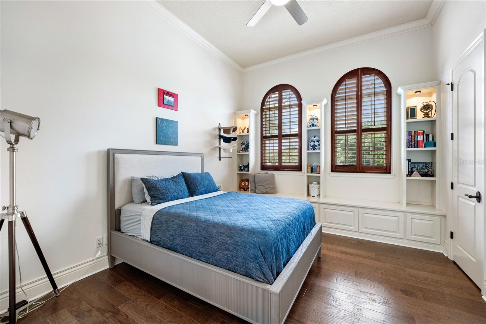 TAMPA PALMS 4A UNIT 1 1ST ADD - Residential