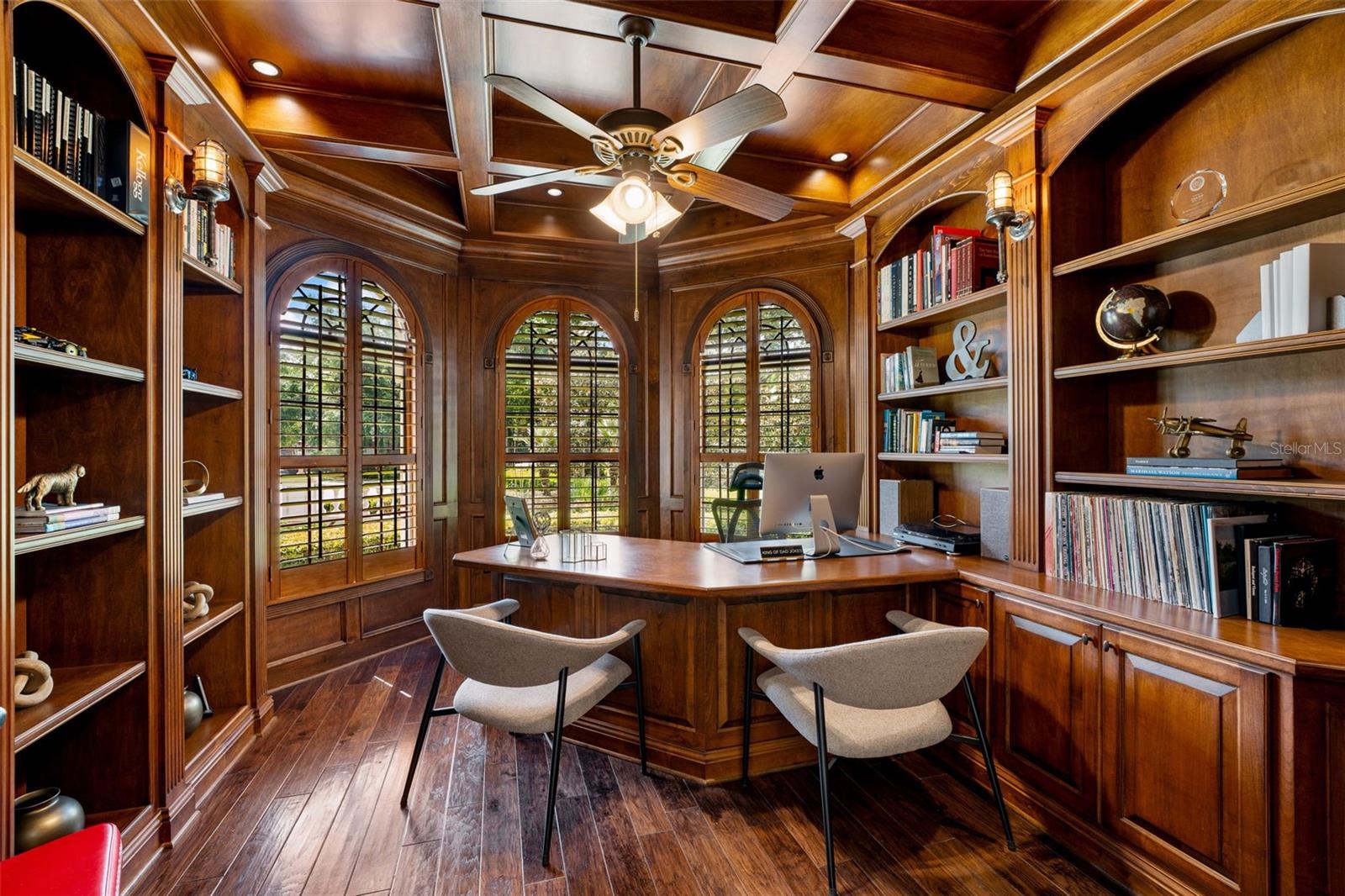 TAMPA PALMS 4A UNIT 1 1ST ADD - Residential