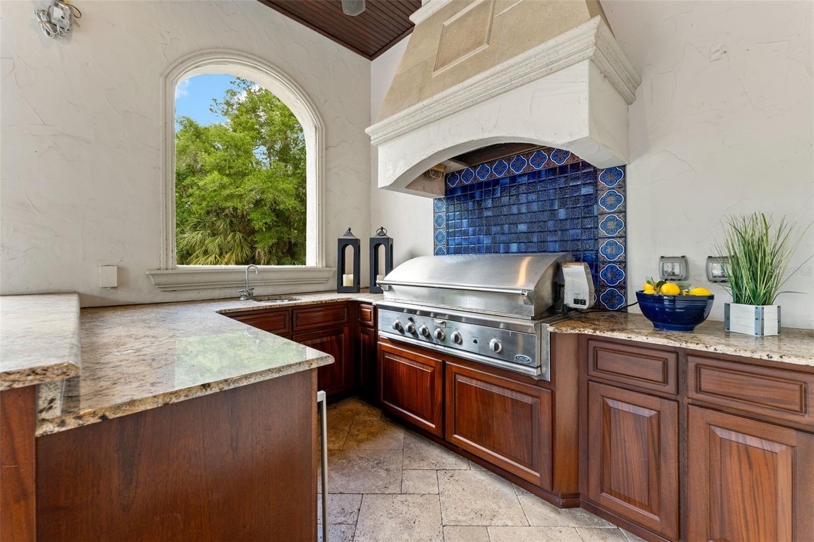 TAMPA PALMS 4A UNIT 1 1ST ADD - Residential