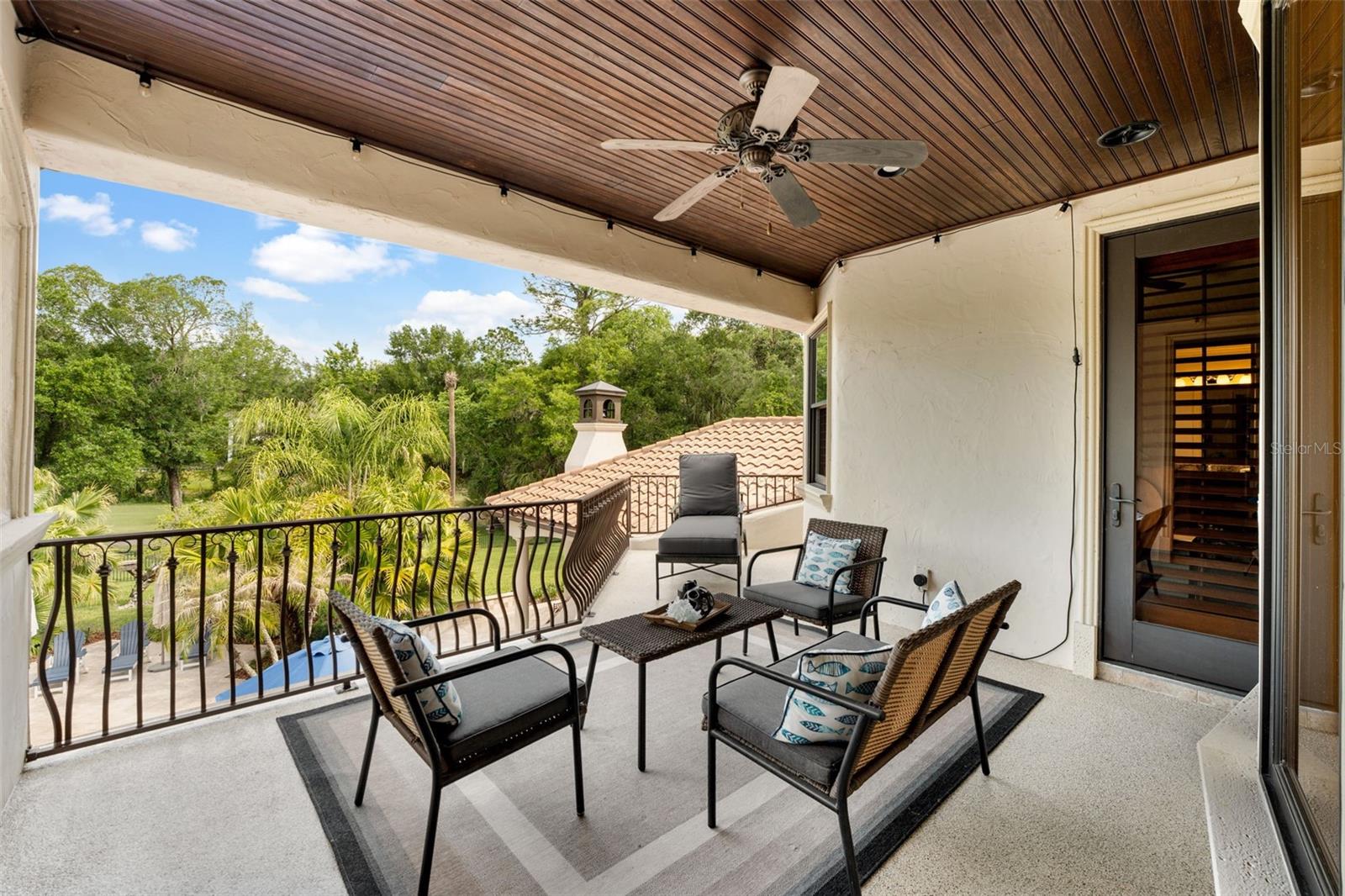 TAMPA PALMS 4A UNIT 1 1ST ADD - Residential