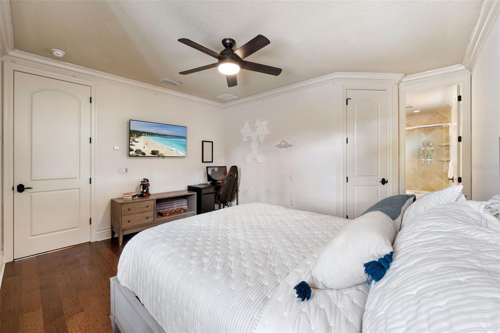 TAMPA PALMS 4A UNIT 1 1ST ADD - Residential