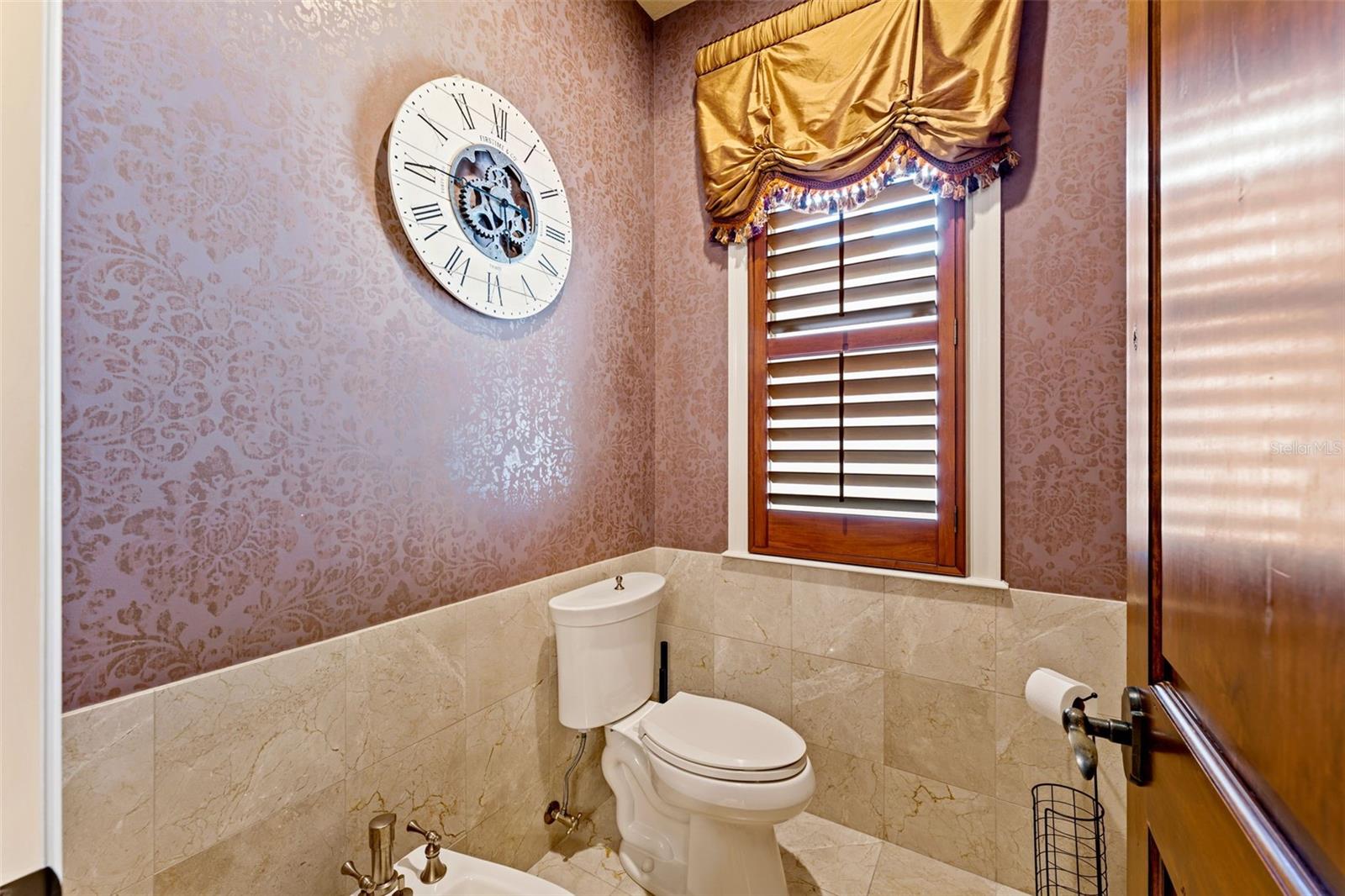 TAMPA PALMS 4A UNIT 1 1ST ADD - Residential