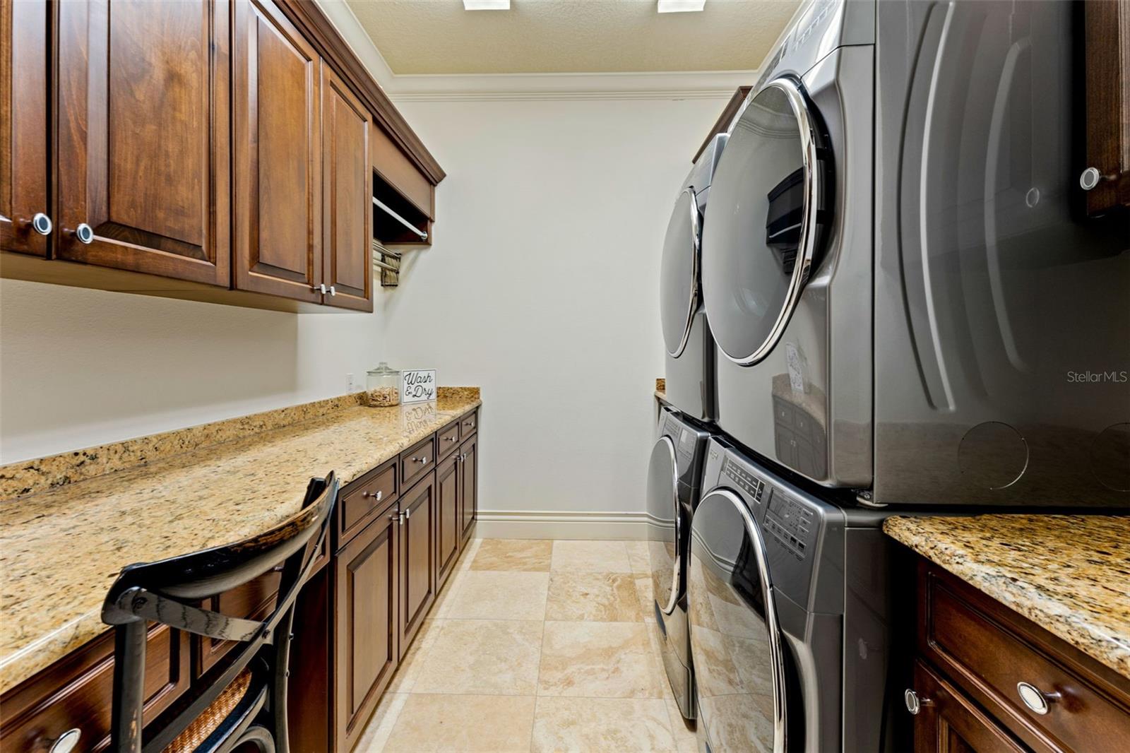 TAMPA PALMS 4A UNIT 1 1ST ADD - Residential