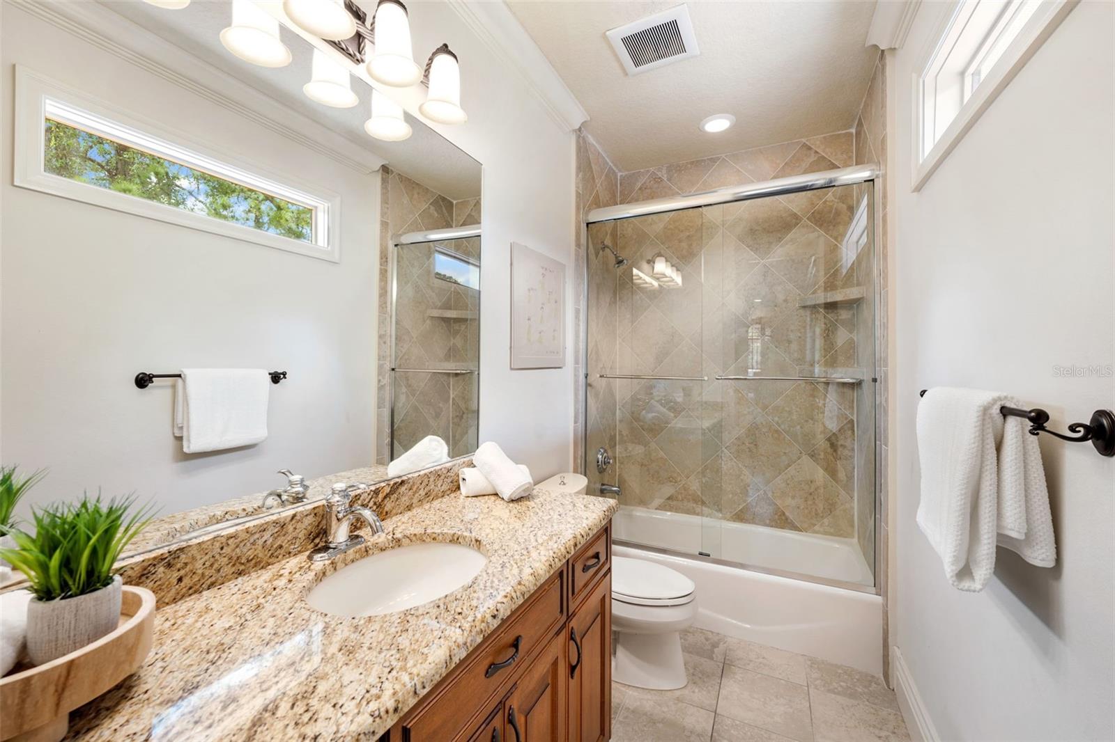 TAMPA PALMS 4A UNIT 1 1ST ADD - Residential