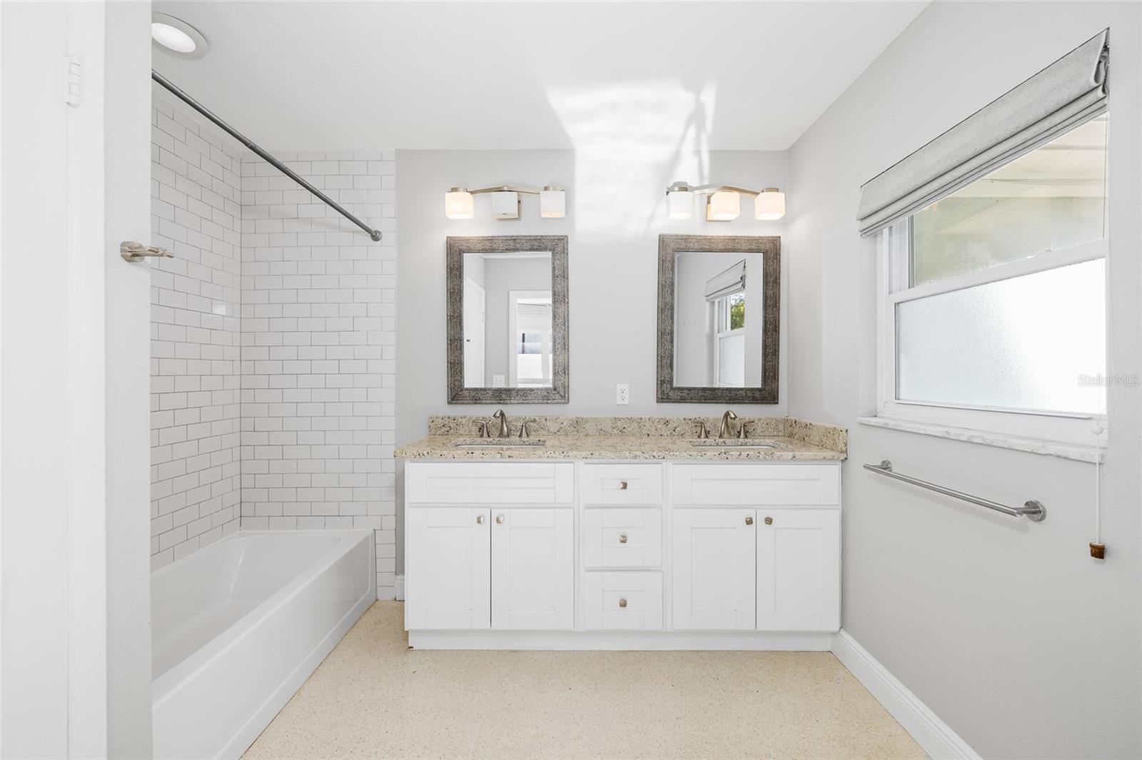 CHELSEA - Residential