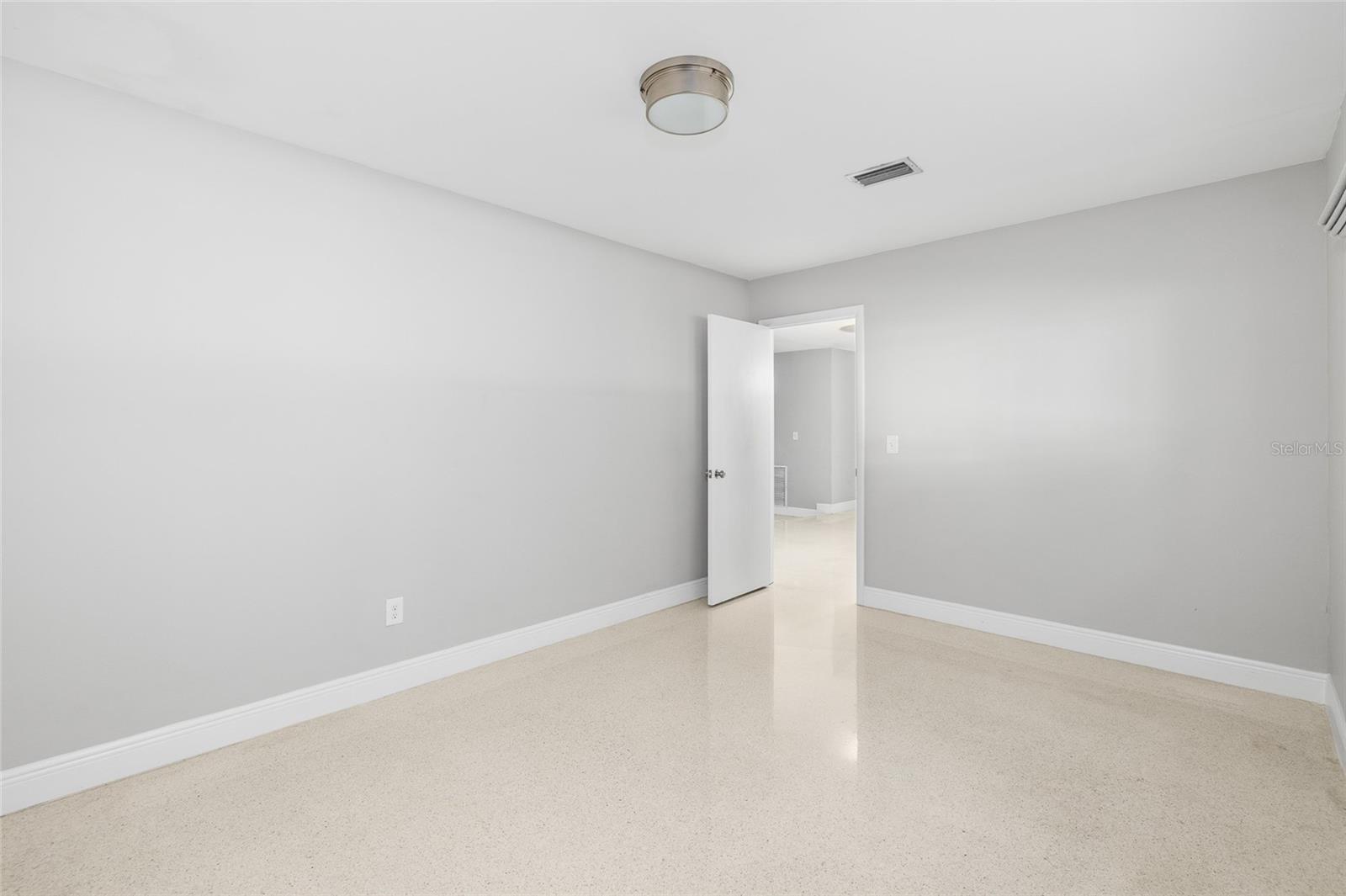 CHELSEA - Residential