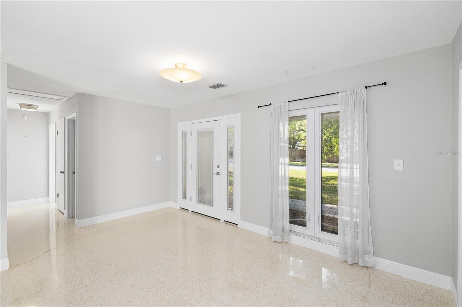 CHELSEA - Residential