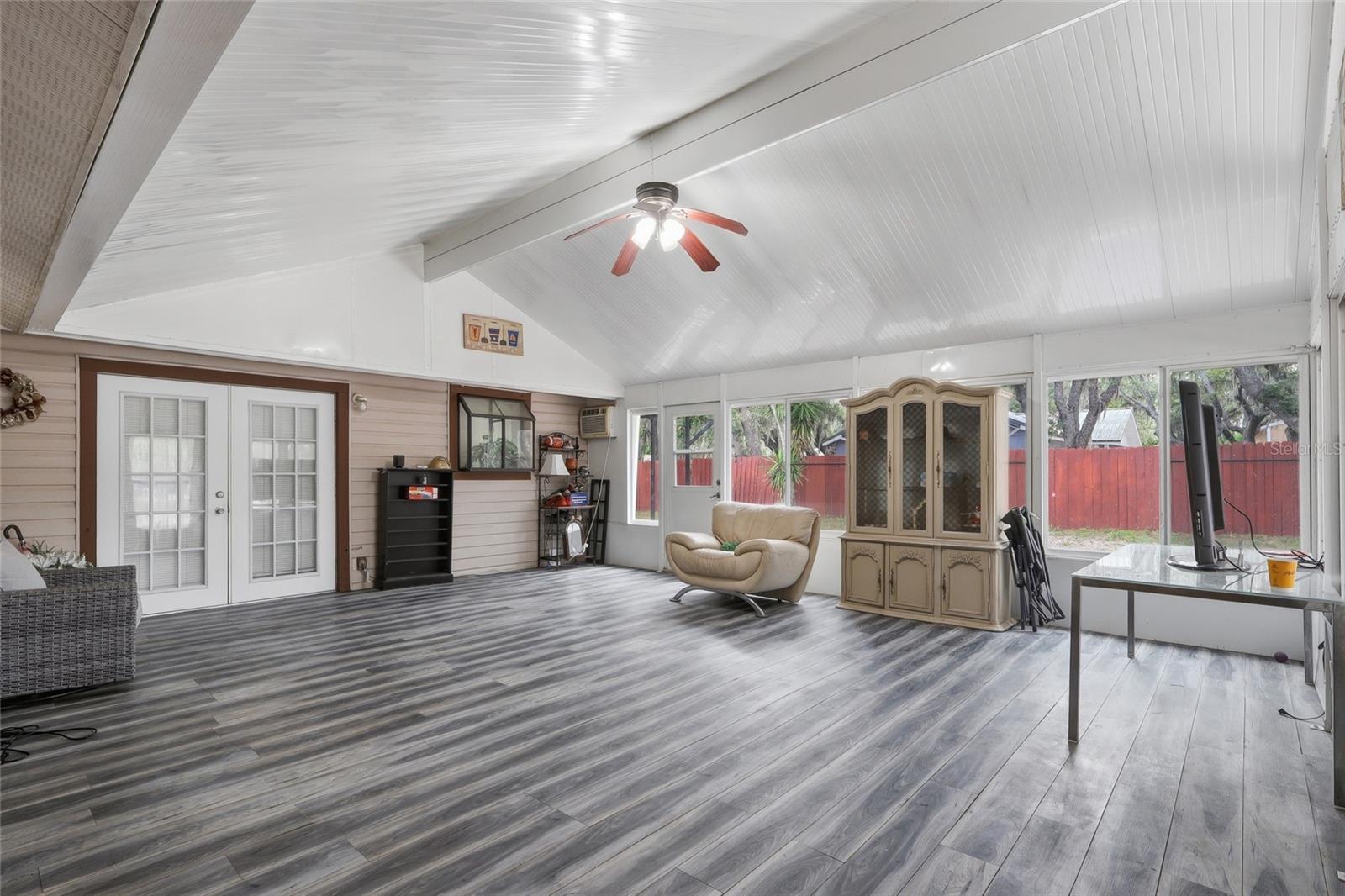 TROPICAL ACRES UNIT 5 - Residential