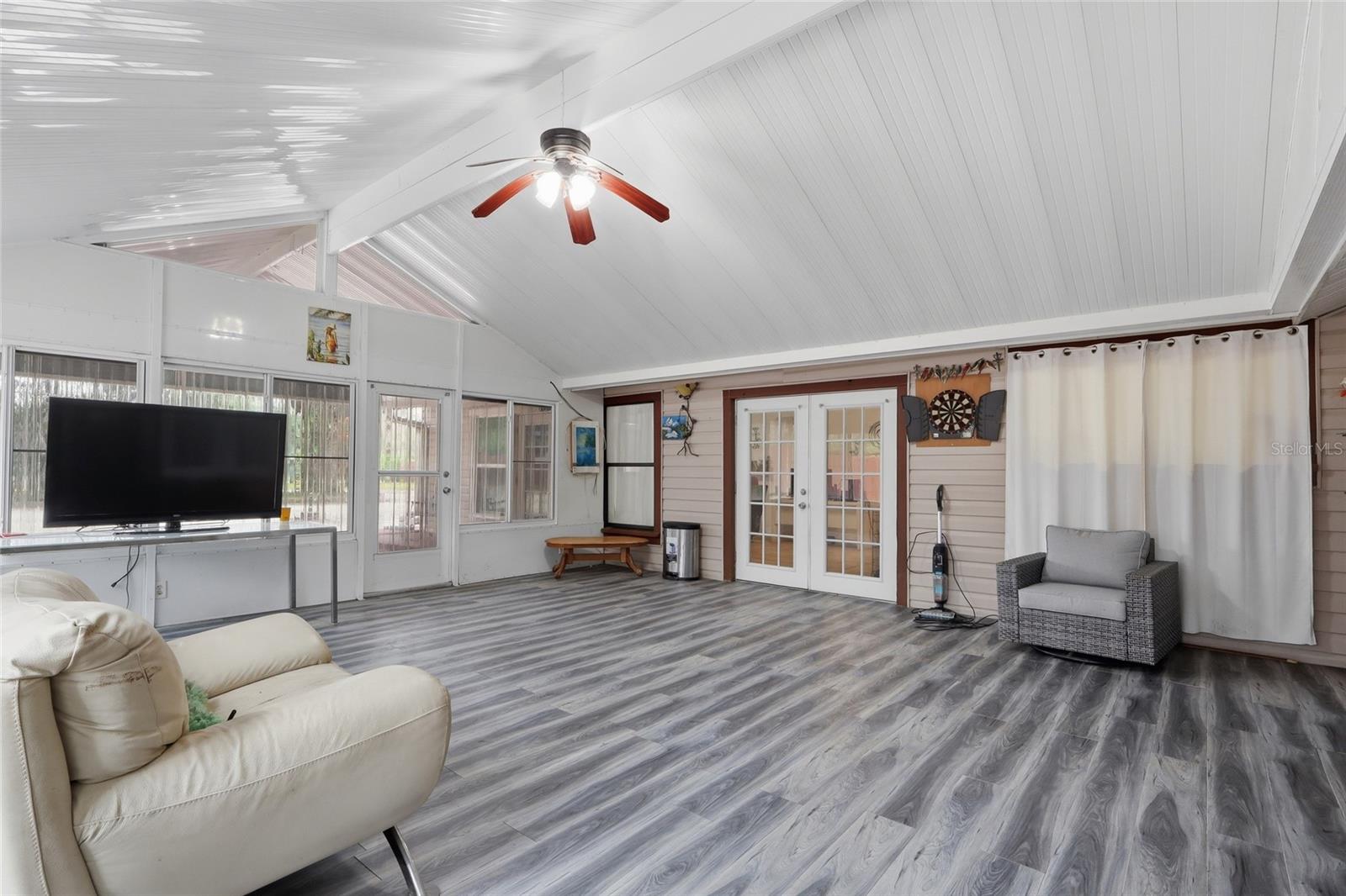 TROPICAL ACRES UNIT 5 - Residential