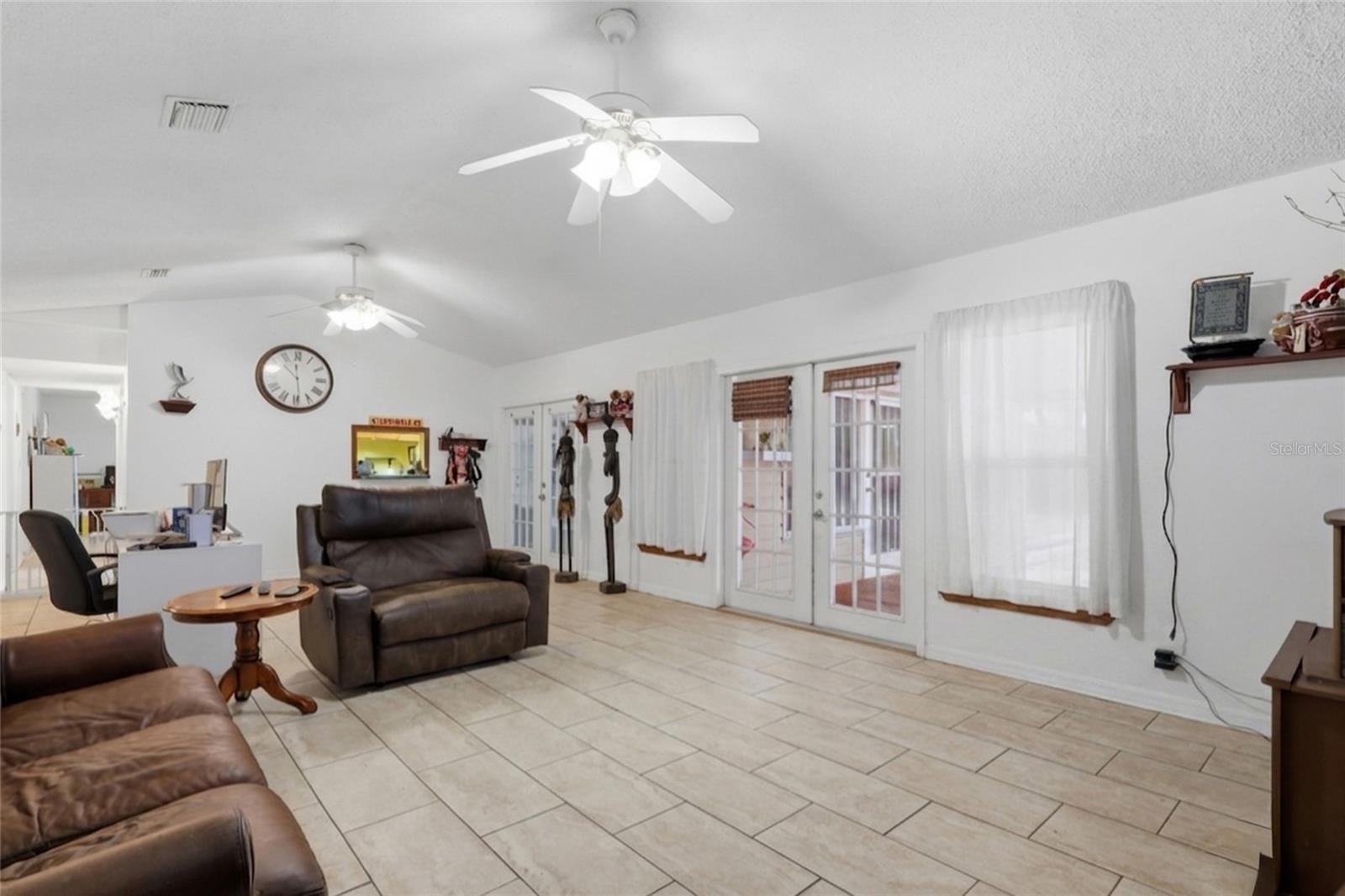 TROPICAL ACRES UNIT 5 - Residential