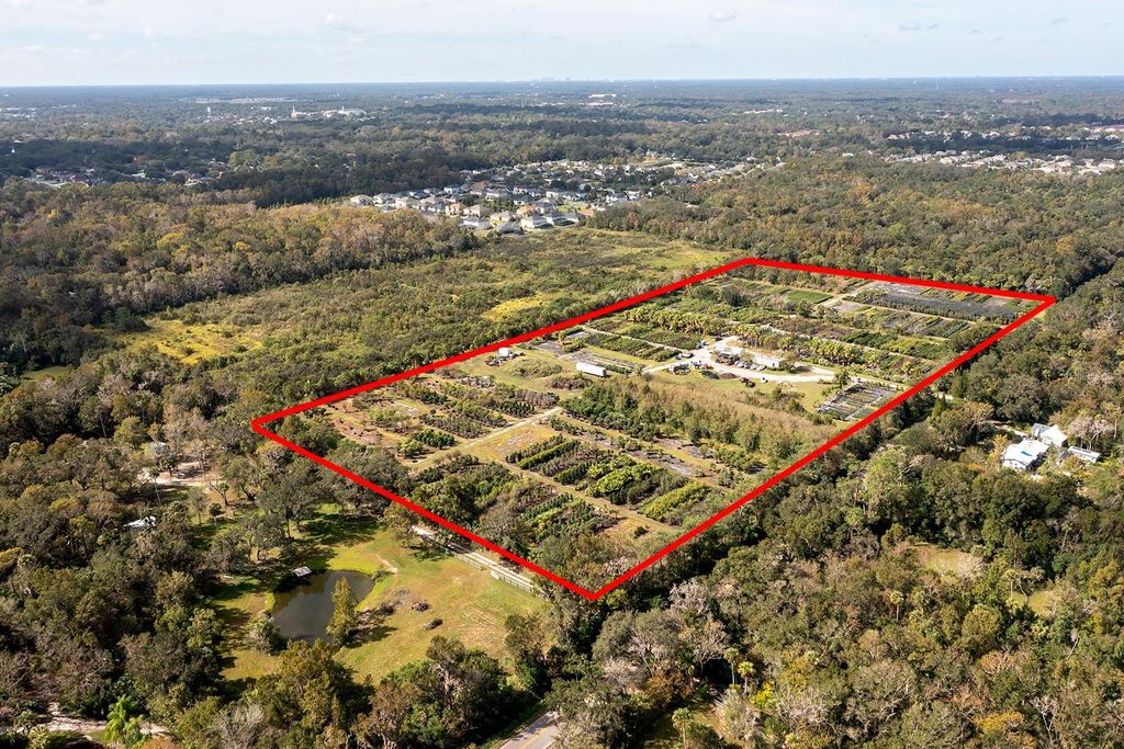 Photo of 850 Florida Avenue, Oviedo, FL 32765 (MLS # O6065083)