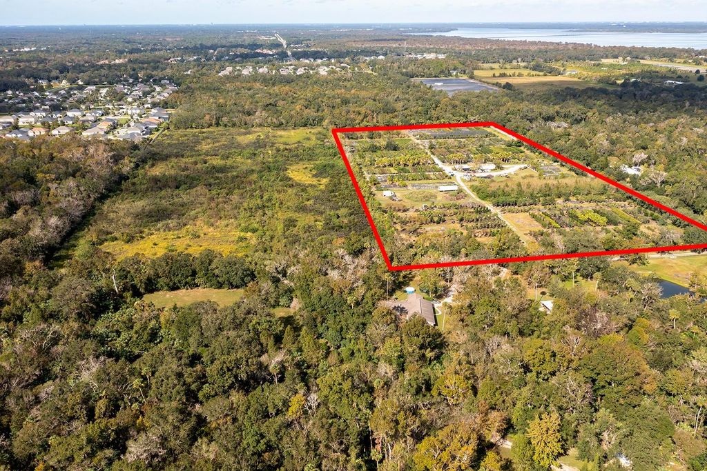 Photo of 850 Florida Avenue, Oviedo, FL 32765 (MLS # O6065083)