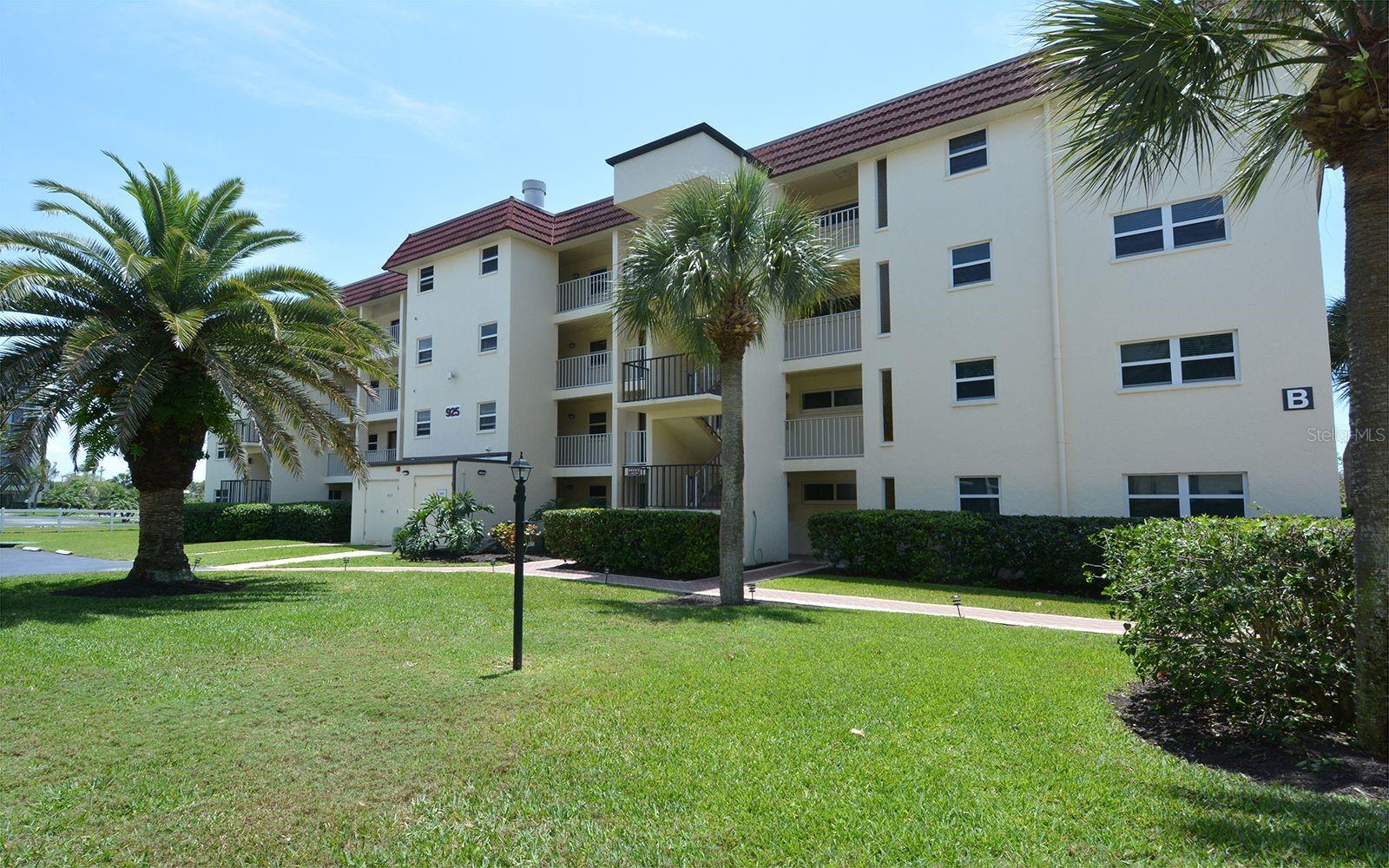 925 BEACH ROAD 408