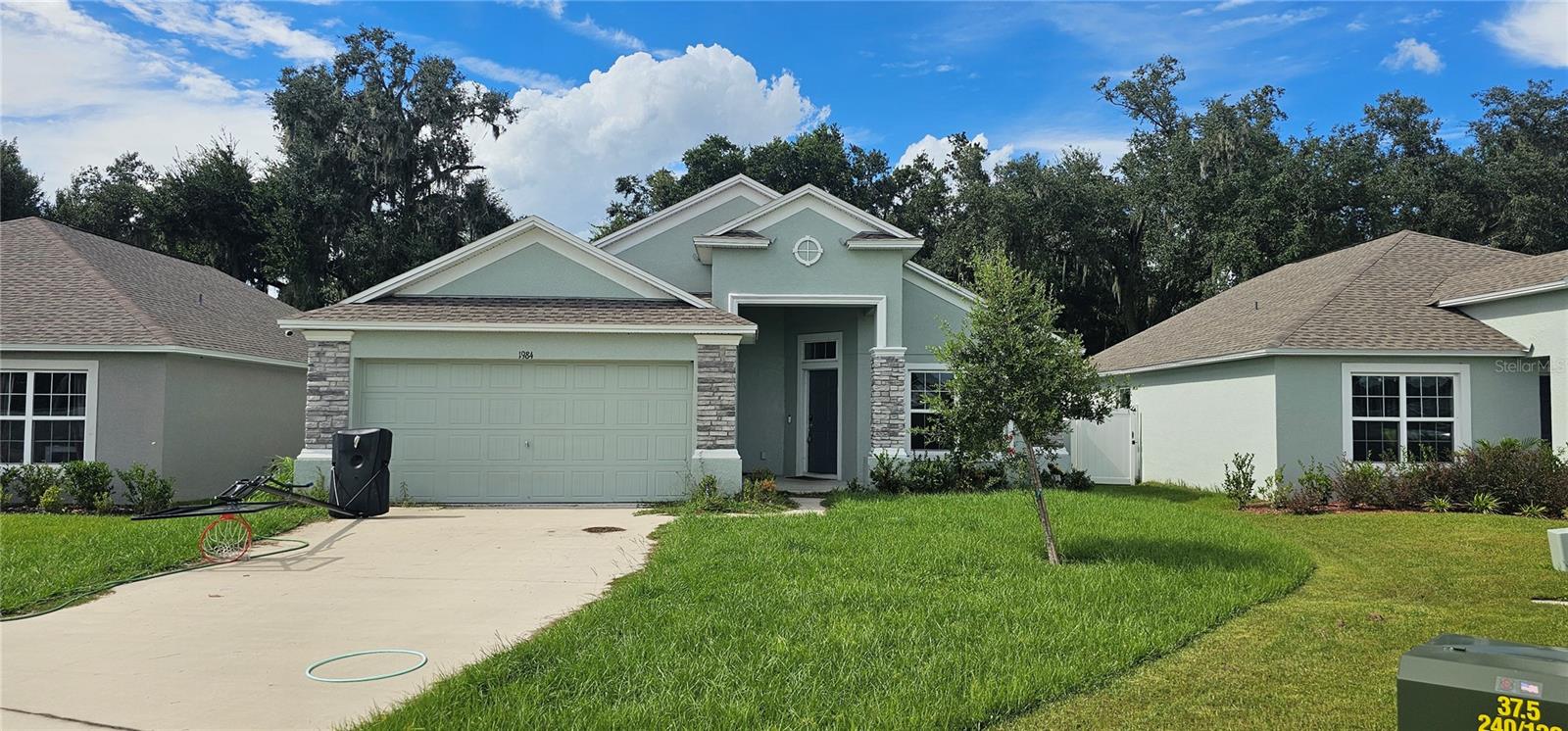 THOMPSON PRESERVE - Residential