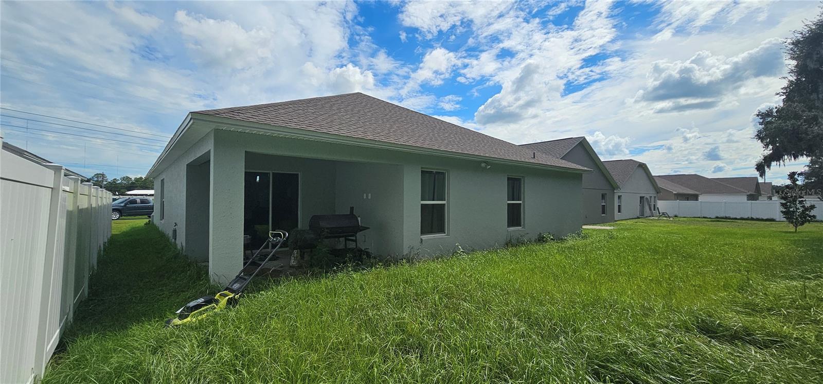 THOMPSON PRESERVE - Residential