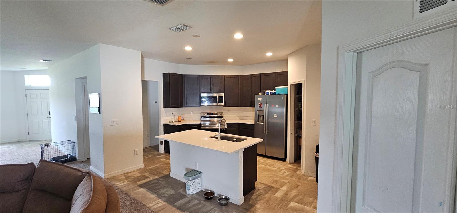 THOMPSON PRESERVE - Residential