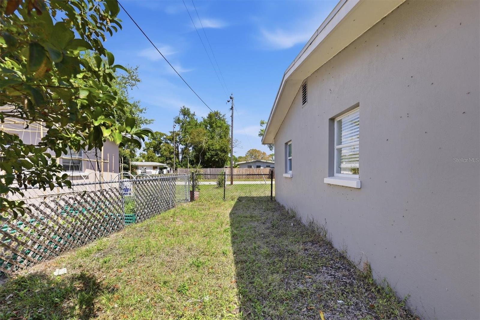 KENSINGTON PARK - Residential