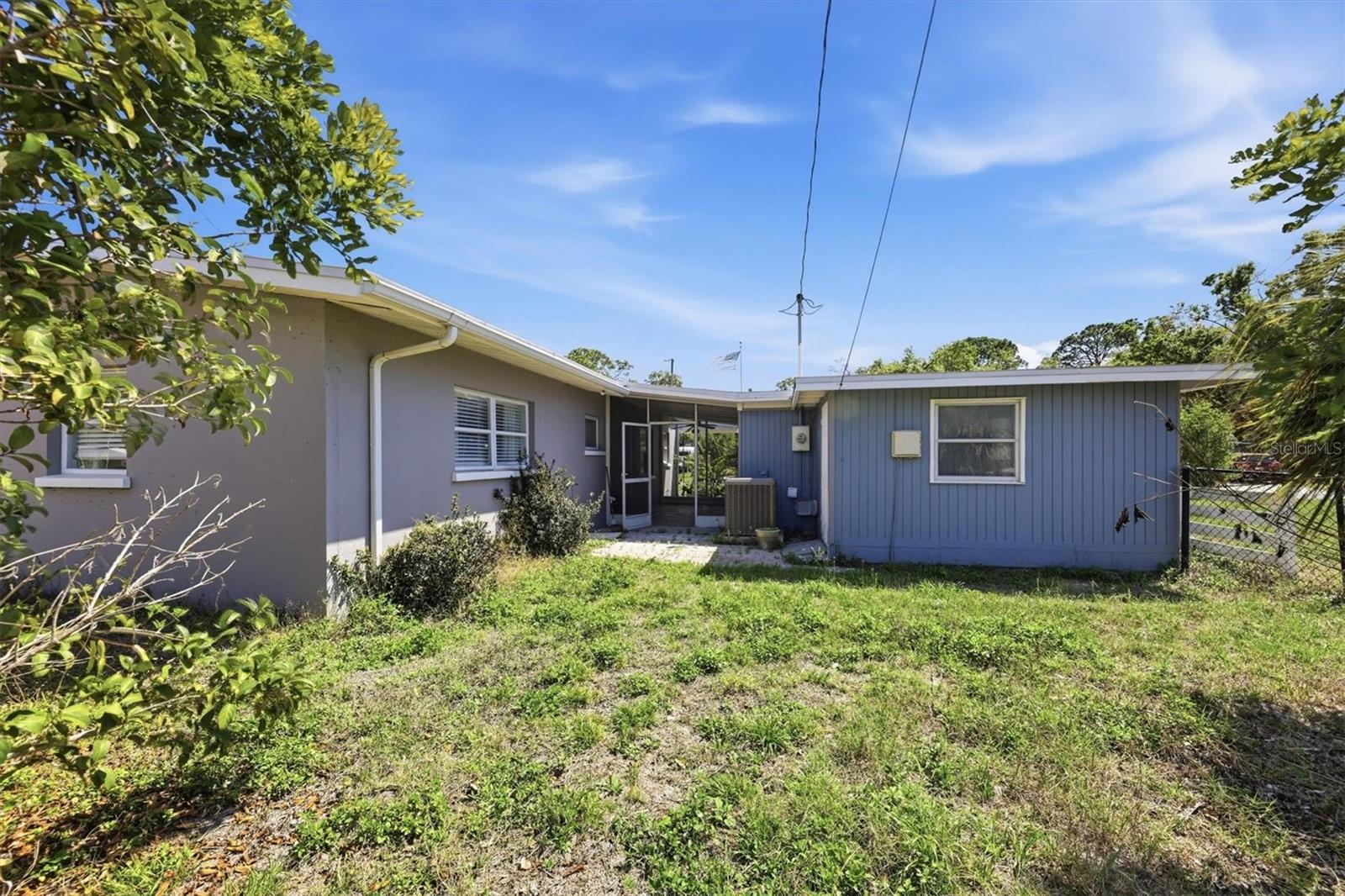 KENSINGTON PARK - Residential