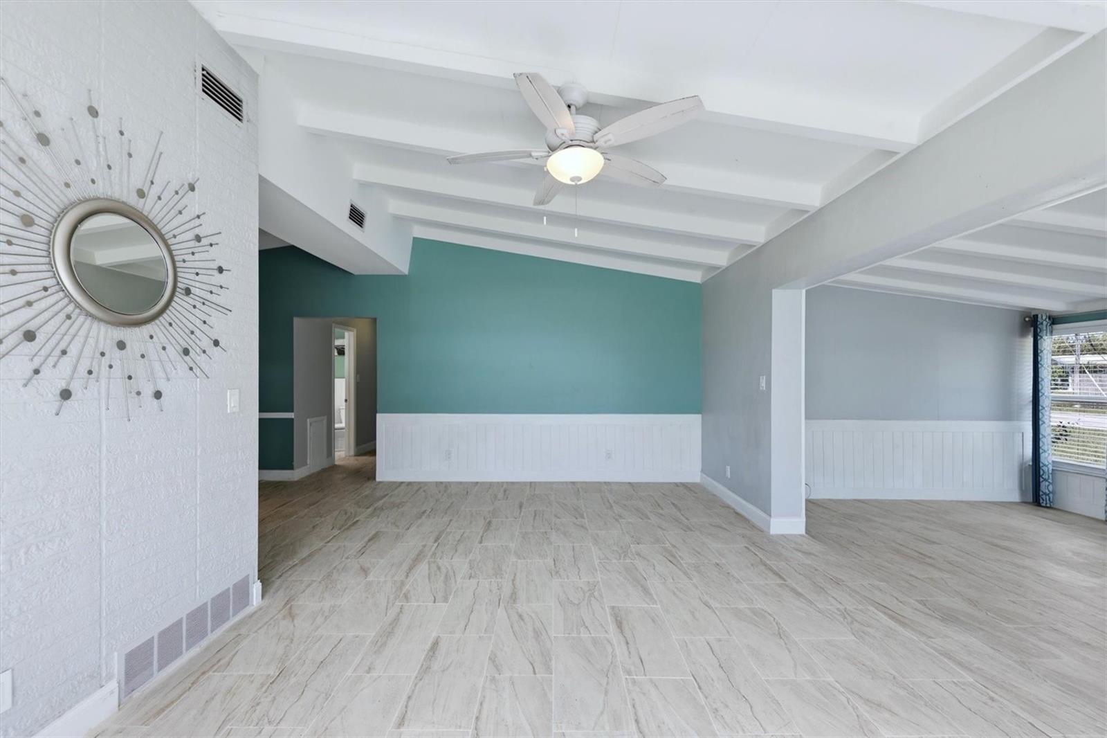 KENSINGTON PARK - Residential